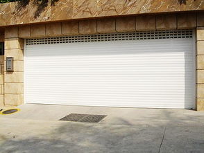 北京西城區(qū)維修電動(dòng)卷簾門維修卷簾門電機(jī)