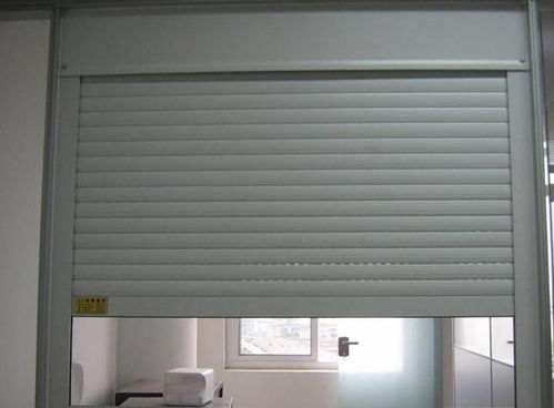 卷簾門(mén)電機(jī)維修案例 三里河商業(yè)區(qū)專業(yè)解決方案